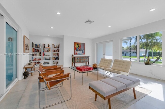 Foto del edificio - 7465 SW 135th St