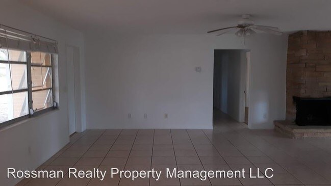 Foto del edificio - 3 br, 3 bath House - 1420 Vendome Court