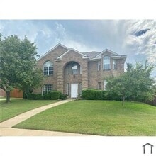 Building Photo - 474 Lakefield Dr