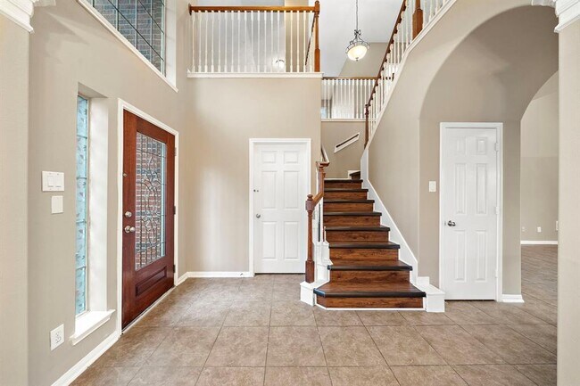 Building Photo - 7810 Iris Glen Ln