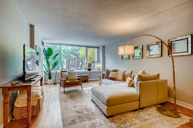 Foto del edificio - 2728 N Hampden Ct