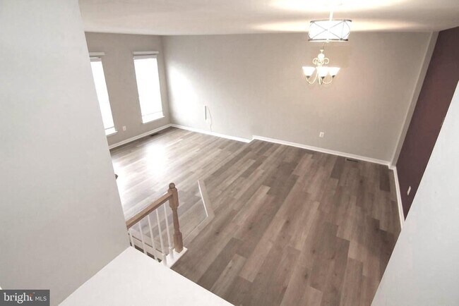 Building Photo - 43798 Maison Blanc Square