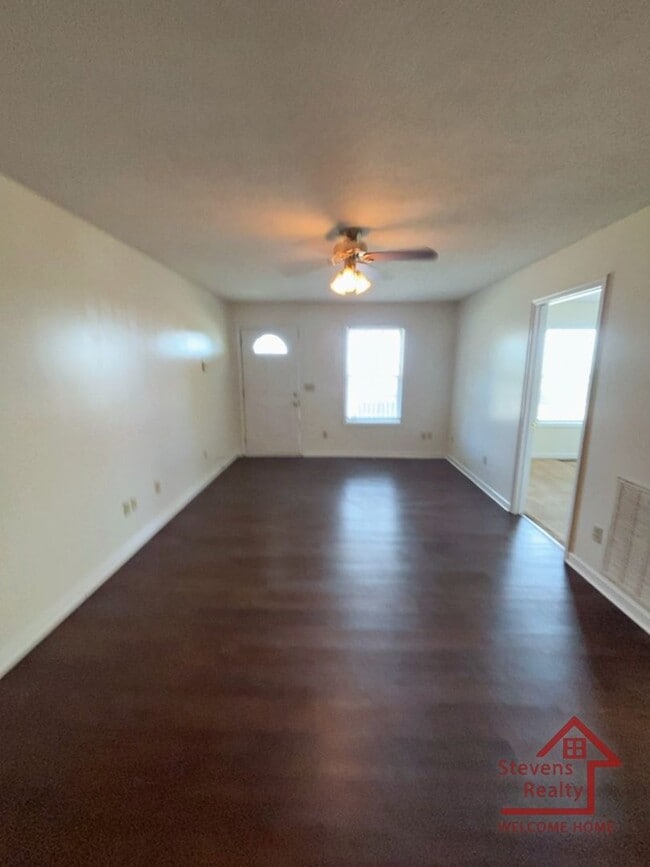 Building Photo - 183 Woodlee Ct