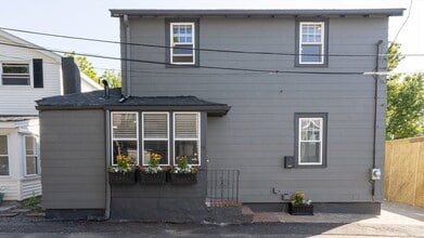 Building Photo - 5 Peterson Rd