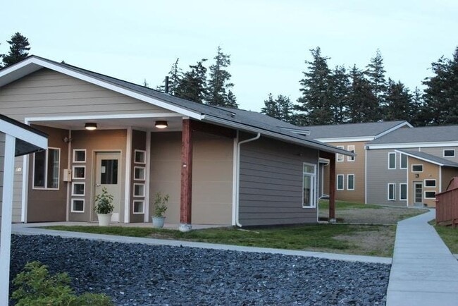 Building Photo - 2610 Mill Bay Rd