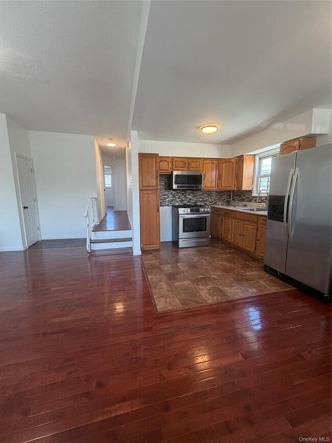 Building Photo - 4-53 Beach 63rd St