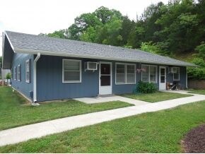 Foto principal - Reeds Spring Senior Living