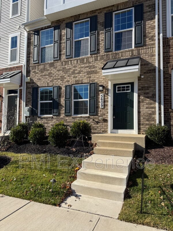 Foto del edificio - 5609 Greenpoint Ln