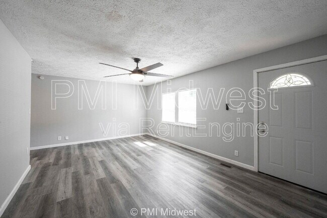 Building Photo - 4350 Dubarry Rd