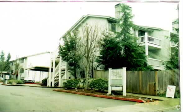 Building Photo - 8240-8244 126th Ave NE