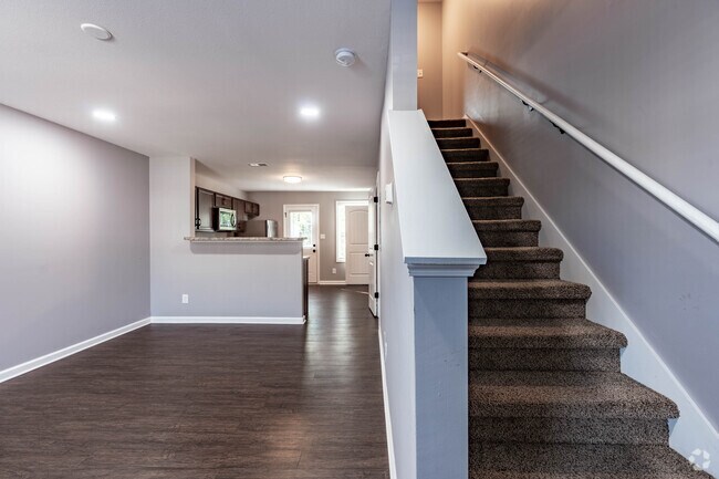 2BR 1,5B 1000SF Vía de entrada - Fox Creek