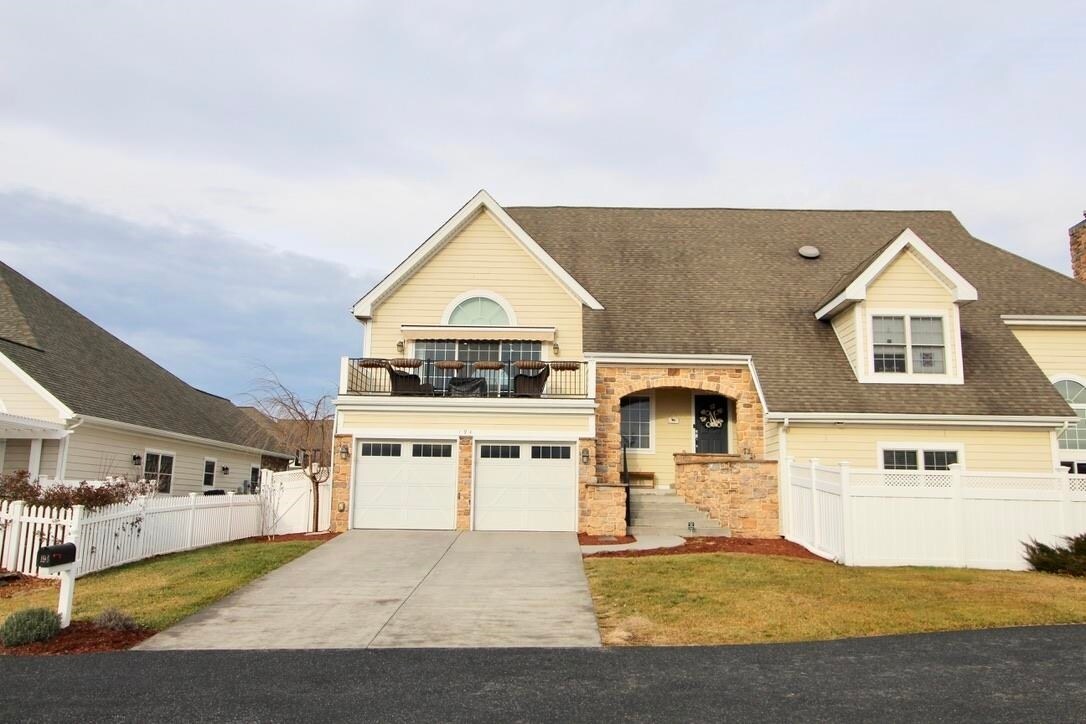 194 Aynsley Ln, Harrisonburg, VA 22801 Townhome Rentals in