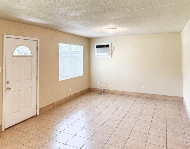 Foto del edificio - 3545 Nightingale St