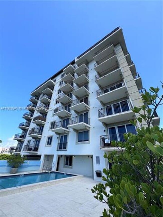 Photo - 2701 SW 3rd Ave Apartment