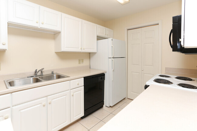 1HAB, 1BA - 900 ft² - Cocina - East Ridge Apartments