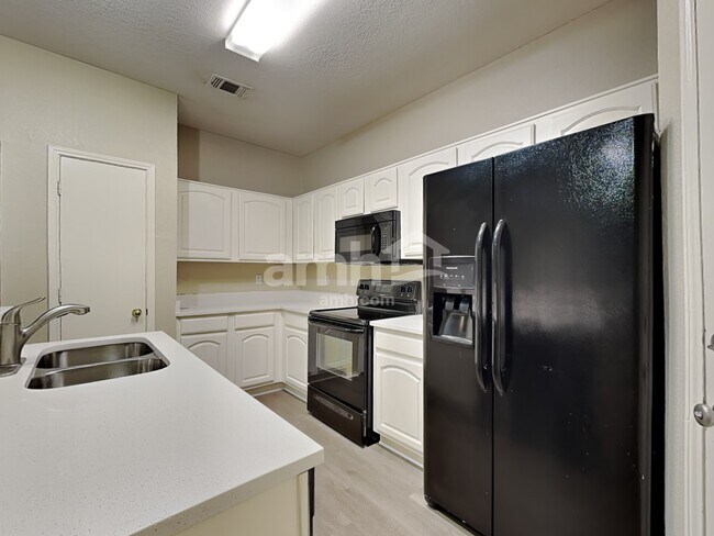 Foto del edificio - 1220 Weaver St