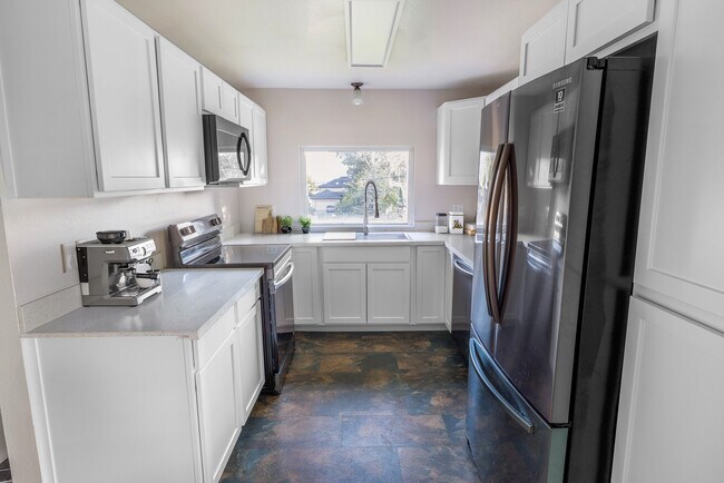 Kitchen - 23505 E 2nd Ave