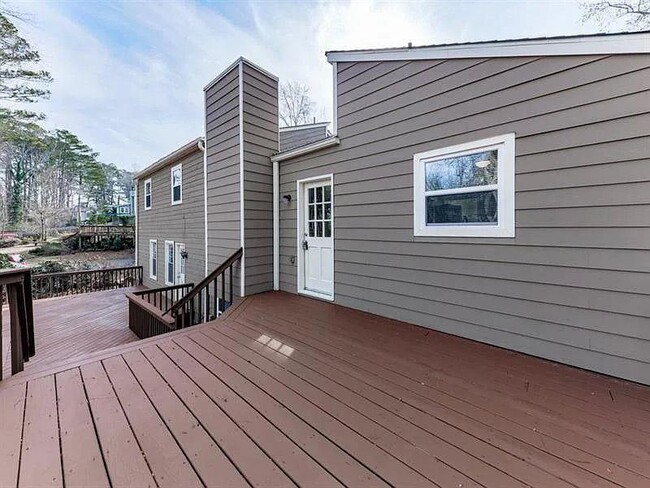 Building Photo - 1400 Boxwood Trce NW