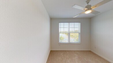 Interior Photo - Essex Luxe Apartments