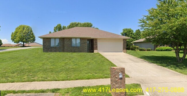 Building Photo - 5755 S Jefferson Ave