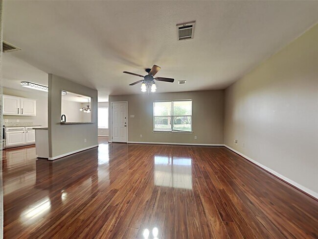 Foto del edificio - 4631 Nueces River Loop