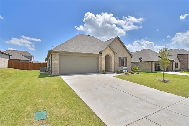 Building Photo - 619 Metallic Tree Ln