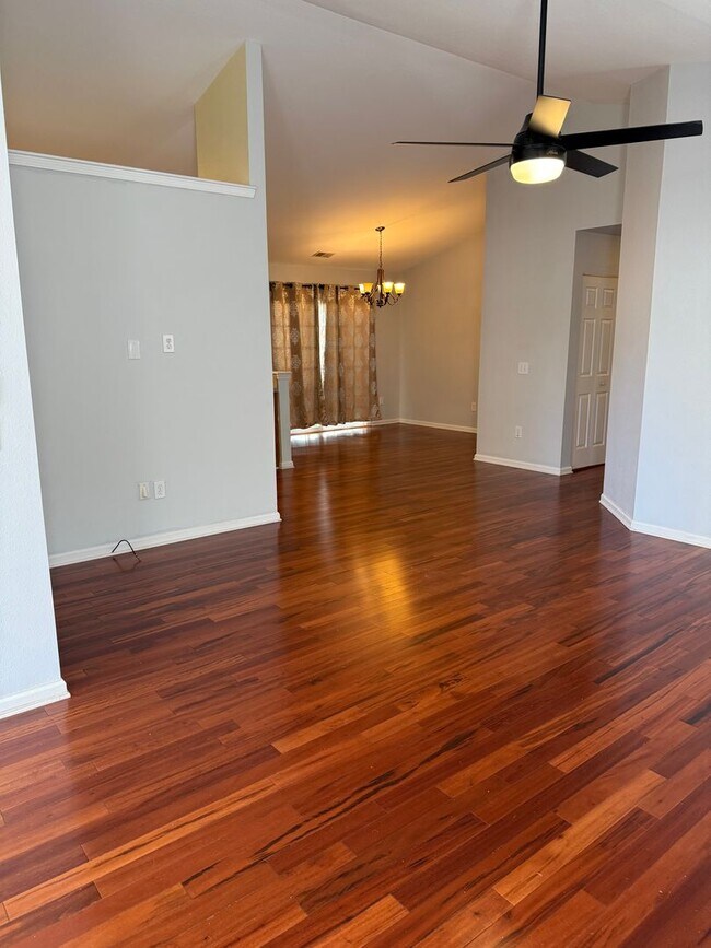 Foto del edificio - Lovely 3 bedroom 2 bath home located in the Avalon Community