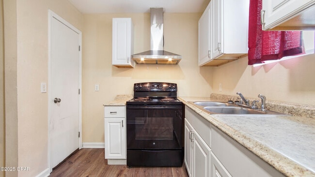 Building Photo - 2926 E Baldwin Rd