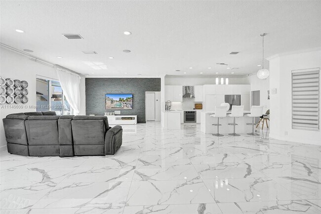 Foto del edificio - 5360 SW 32nd Way