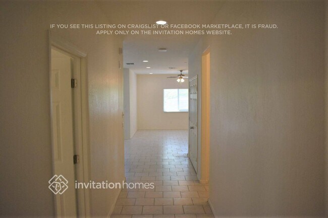 Foto del edificio - 2248 N 212th Ln