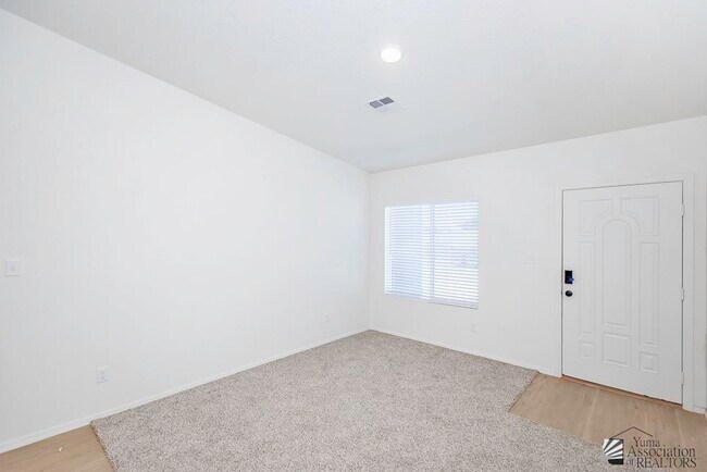 Foto del edificio - 4305 S Buckthorn Dr