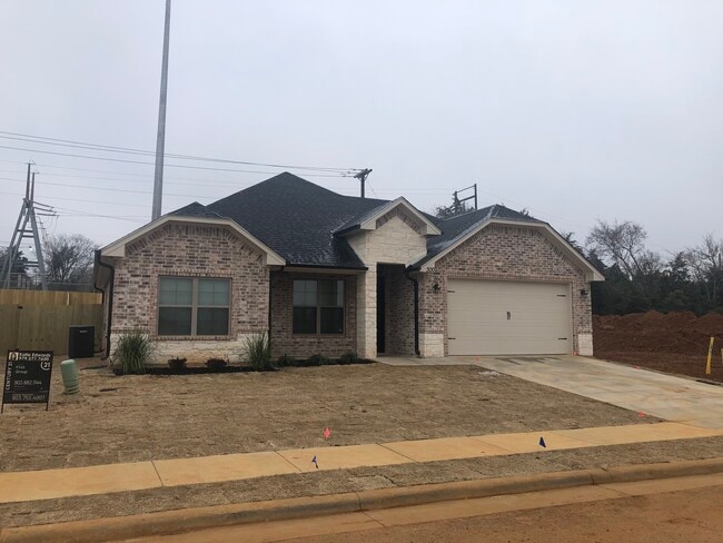 300 Kingdom - 300 Kingdom Blvd