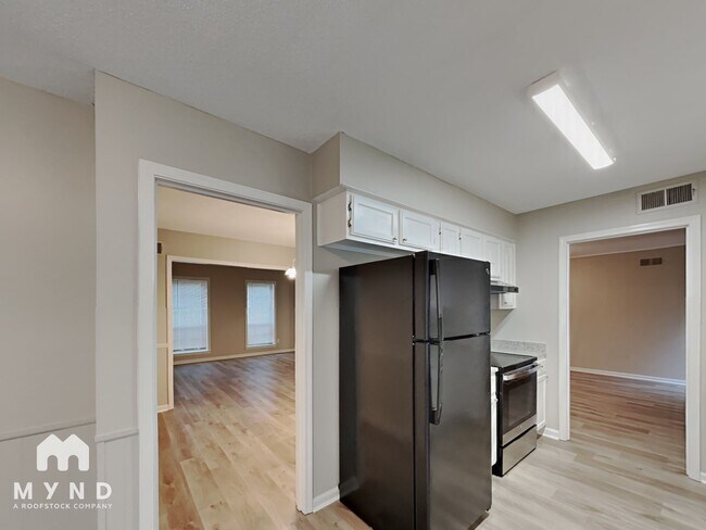 Building Photo - 6082 Belle Grove Cove N