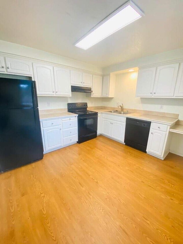Foto principal - 8312 11th Dr W