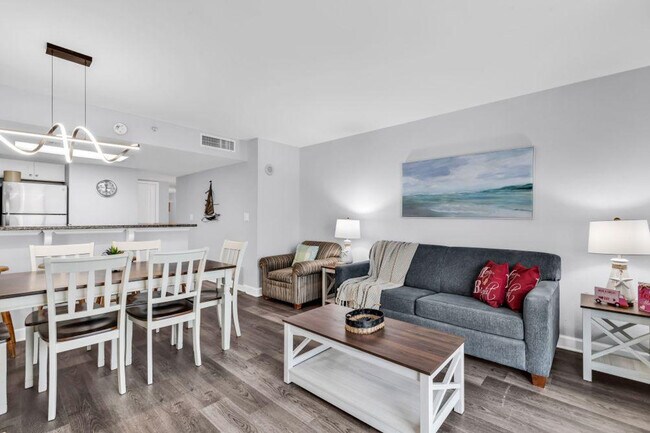 Building Photo - 2801 S Ocean Blvd