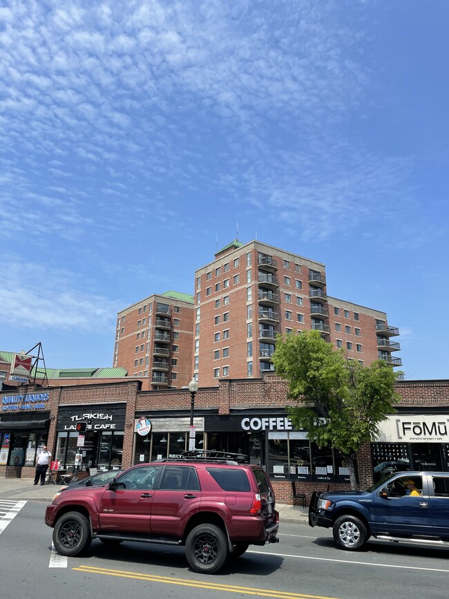 Foto del edificio - 15 North Beacon St