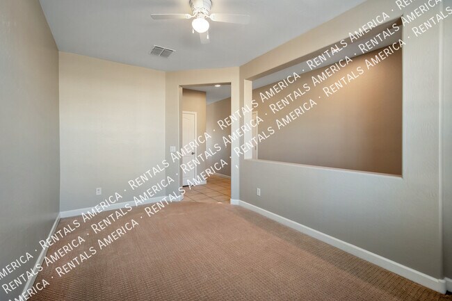 Foto del edificio - 3885 W Alabama Ln