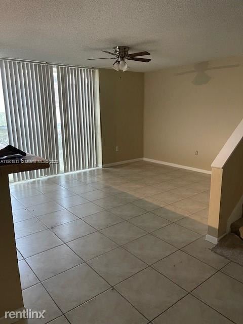 Foto del edificio - 3 br, 2.5 bath House - 1733 Village Blvd A...