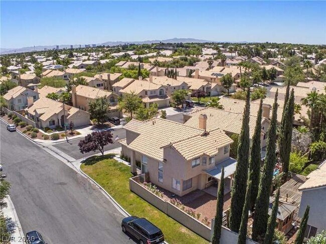 Building Photo - Summerlin Beauty! Unfurnished