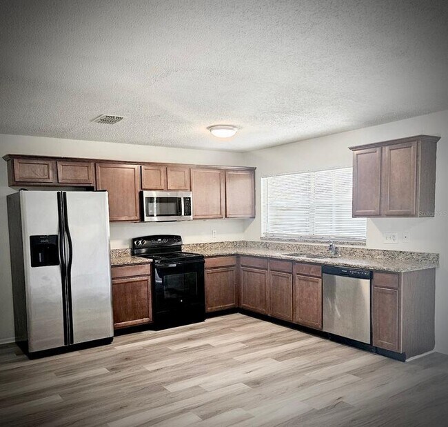 Foto del edificio - 2618 Country Grove Blvd