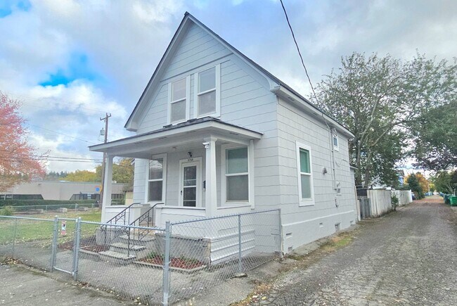 Foto del edificio - 2 story, 3bed/1bath Georgetown Gem REDUCED