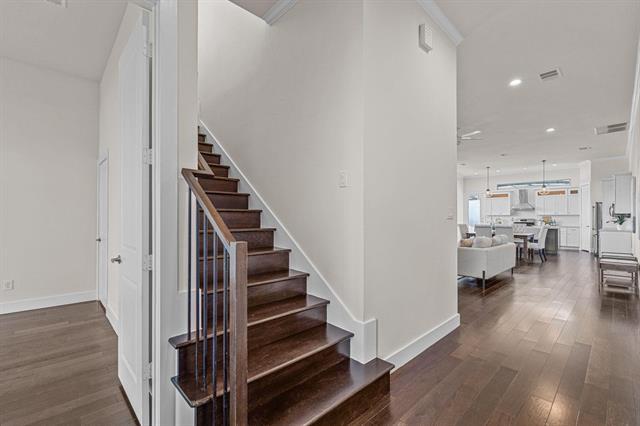 Foto del edificio - 600 Melba St