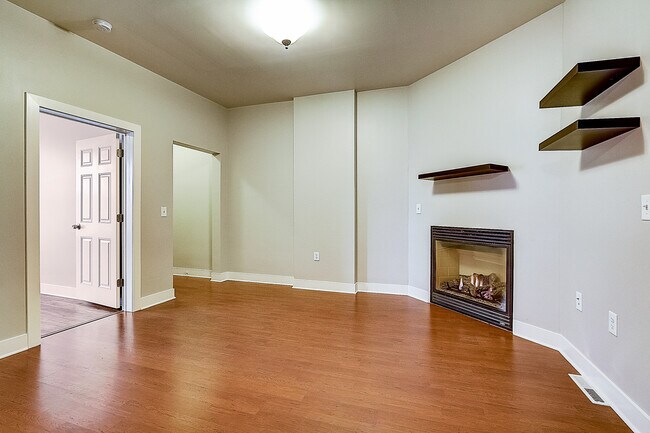 Building Photo - 2258 S Allis St