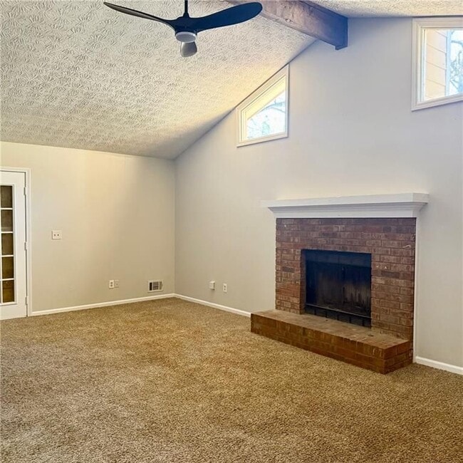 Building Photo - 524 Julius Dr