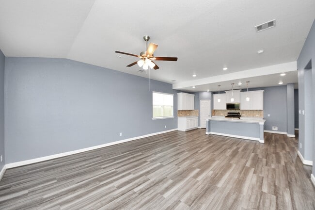 Building Photo - 931 Barstow Dr