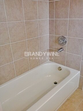 Building Photo - 1207 Piney Branch Cir
