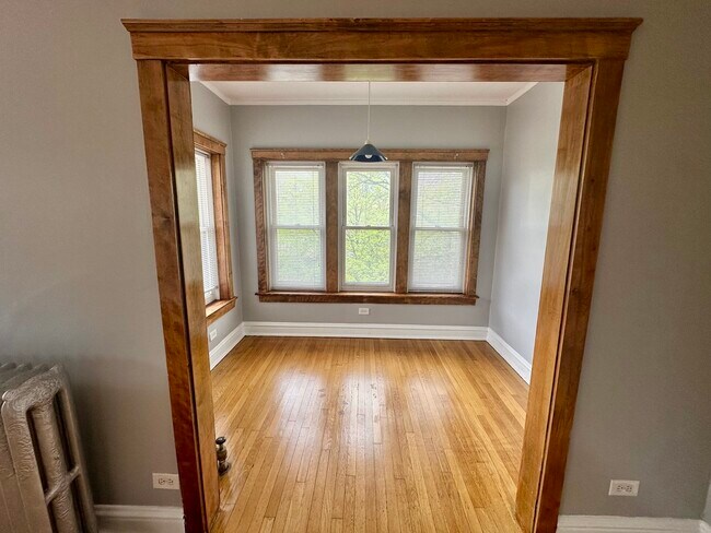 Foto del edificio - 5358 N Winthrop Ave