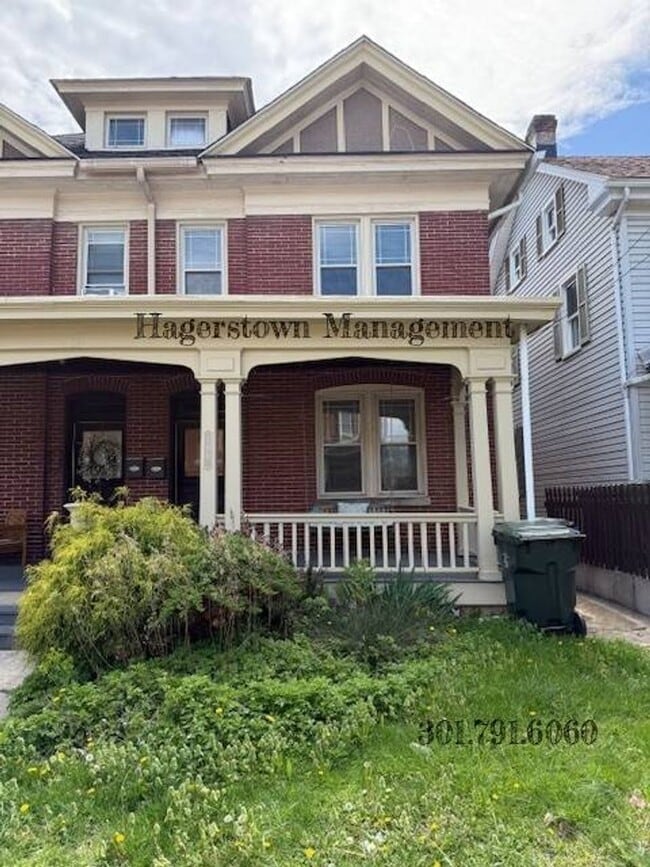 Building Photo - 109 Fairground Ave