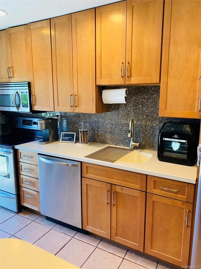 Building Photo - 1362 Hummel Ave