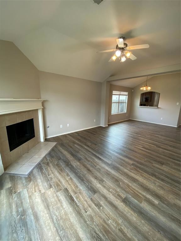 Foto principal - 5731 Praise Ct